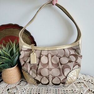 Coach Gold Baguette Hobo Bag Boho Chic Like New Vintage Style